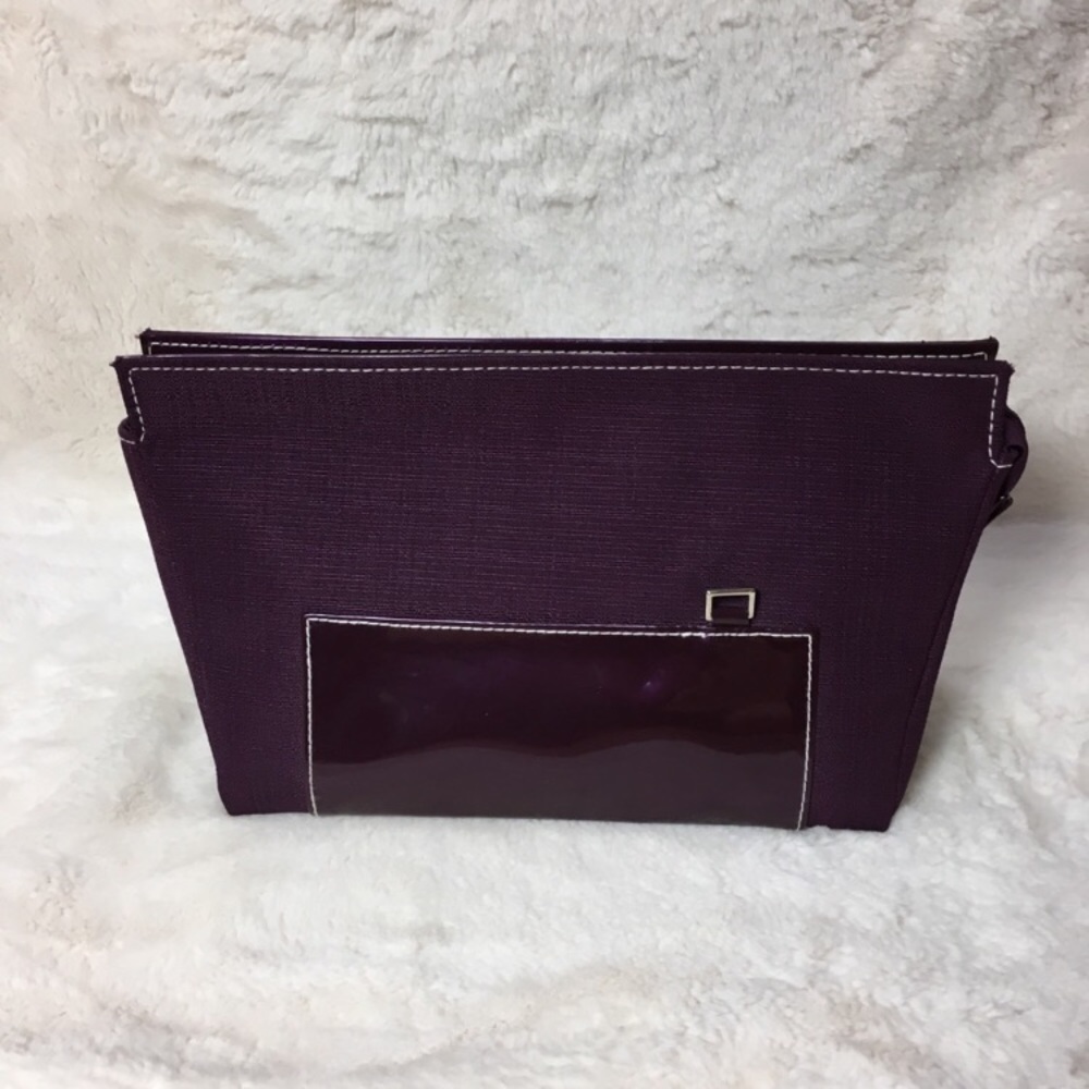 Donating Tonight! Estée Lauder Plum Makeup Bag